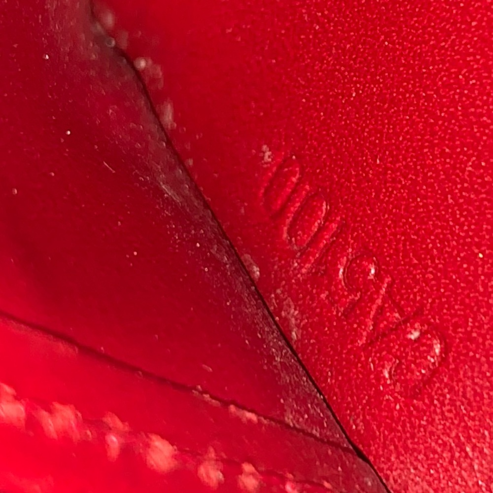 COPY - Louis Vuitton Red Vernis Agenda PM - Picture 16 of 16